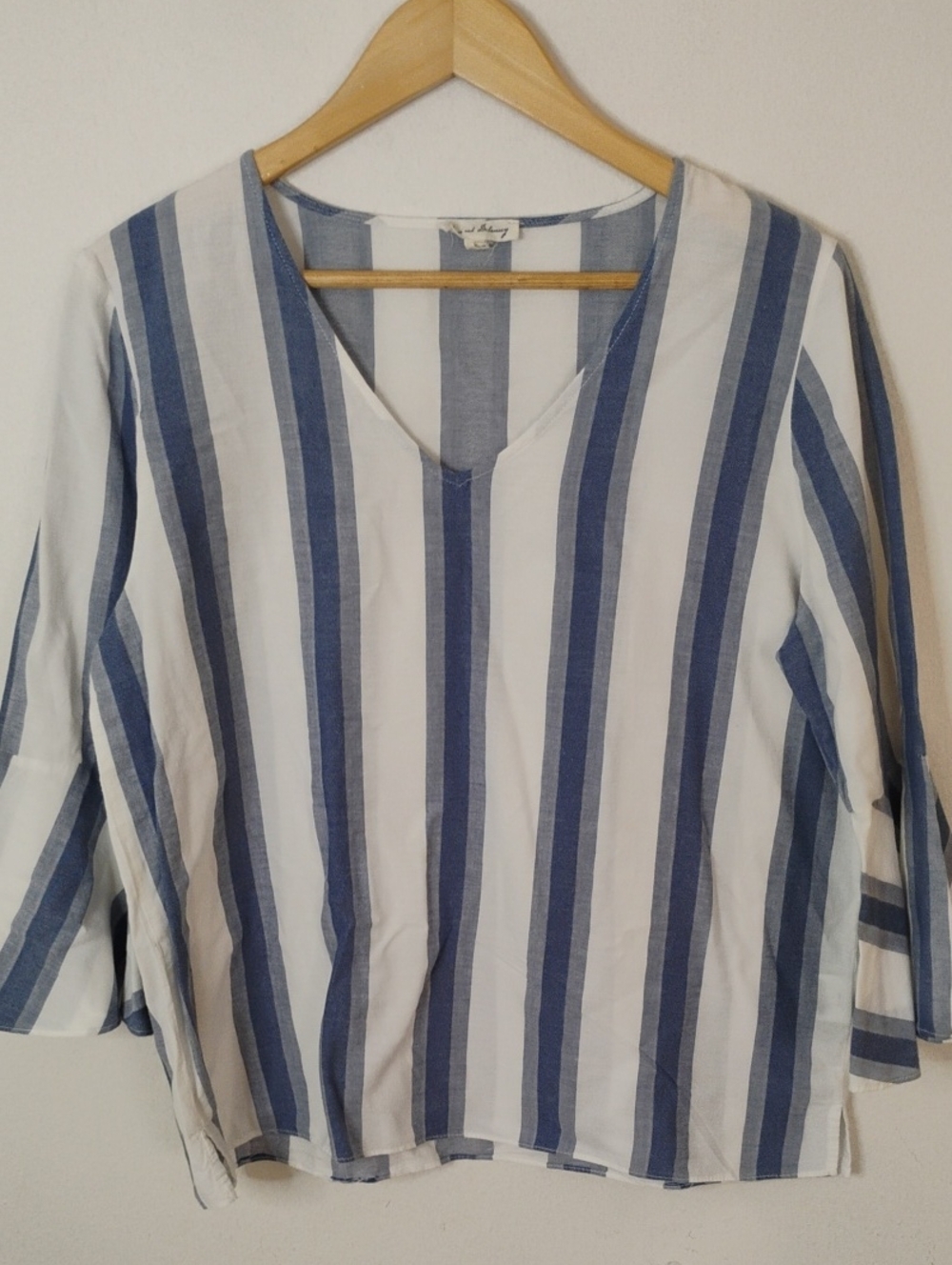 Jane and Delancey Blue and White Striped V-Neck Tunic L